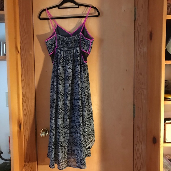 Aryn K Hi-Low Dress, EUC, Size L - Picture 2 of 16
